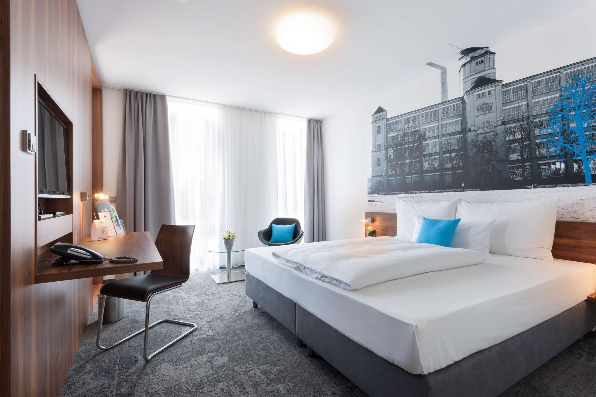 Best Western Hotel Am Europaplatz โคนิกส์บรุนน์ ภายนอก รูปภาพ