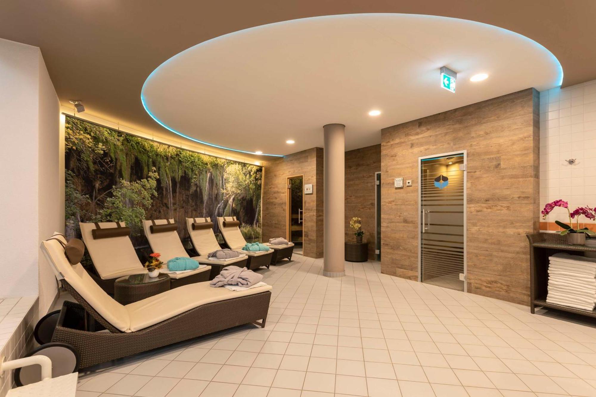 Best Western Hotel Am Europaplatz โคนิกส์บรุนน์ ภายนอก รูปภาพ