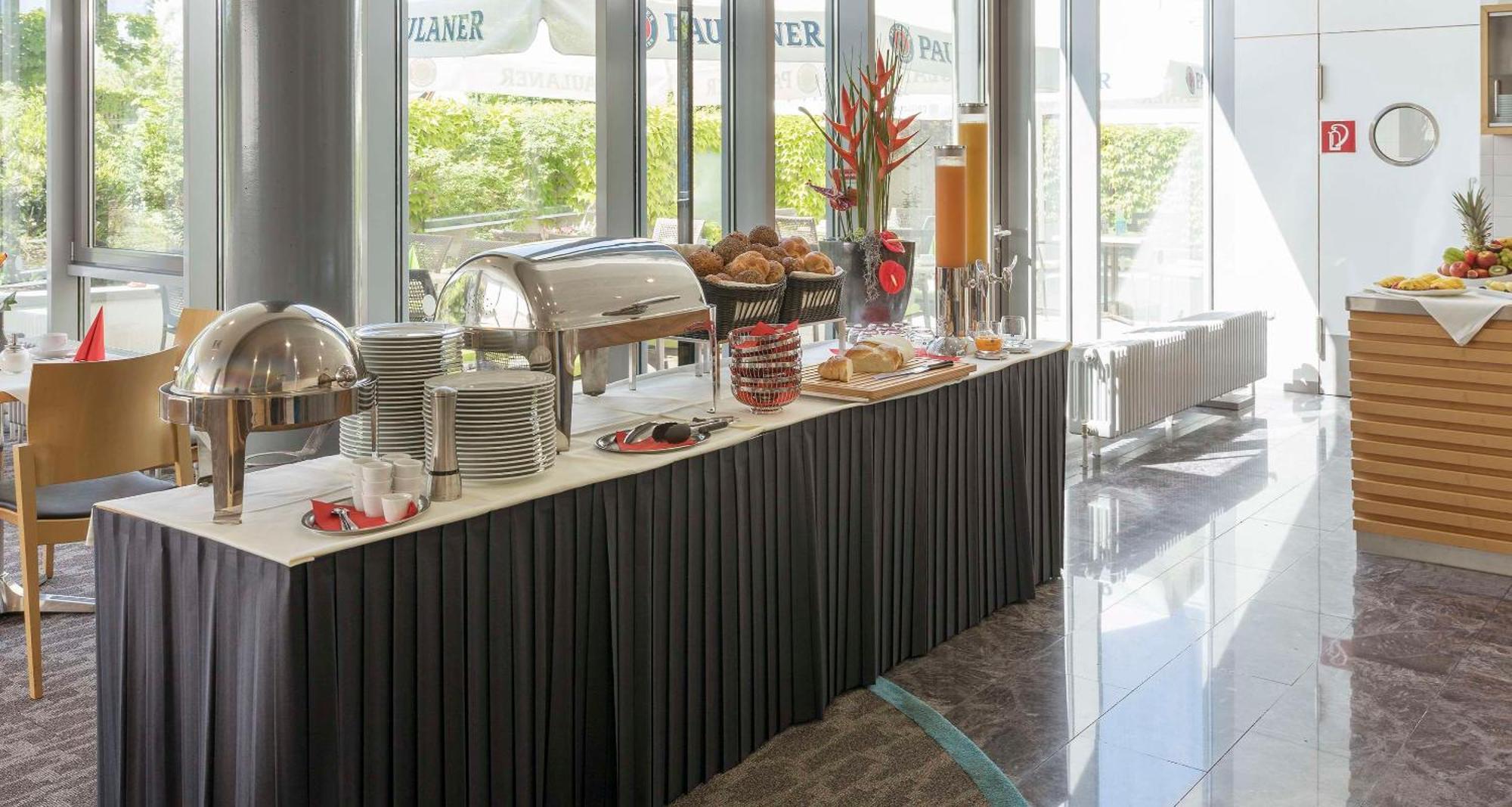 Best Western Hotel Am Europaplatz โคนิกส์บรุนน์ ภายนอก รูปภาพ
