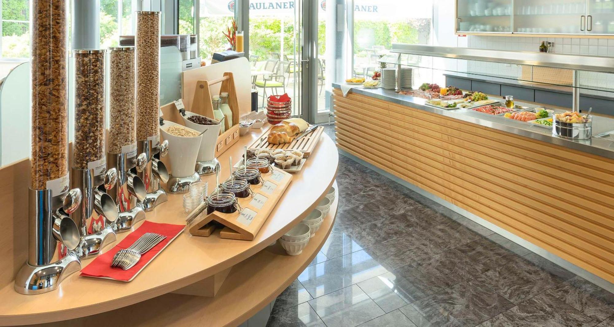Best Western Hotel Am Europaplatz โคนิกส์บรุนน์ ภายนอก รูปภาพ