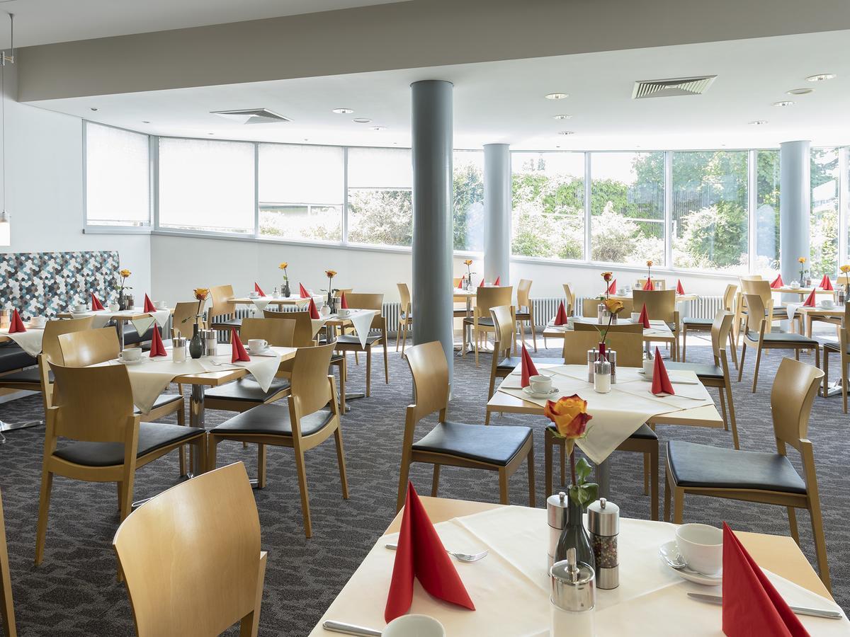 Best Western Hotel Am Europaplatz โคนิกส์บรุนน์ ภายนอก รูปภาพ