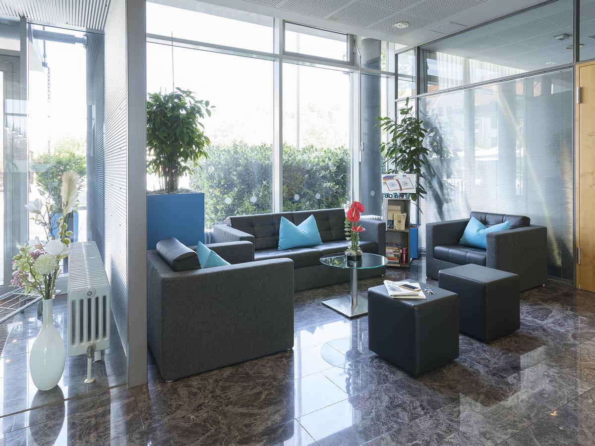 Best Western Hotel Am Europaplatz โคนิกส์บรุนน์ ภายนอก รูปภาพ
